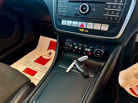 Mercedes-Benz CLA Class 1.6 CLA200 AMG Line Night Edition (Plus) Shooting Brake 7G-DCT Euro 6 (s/s) 24