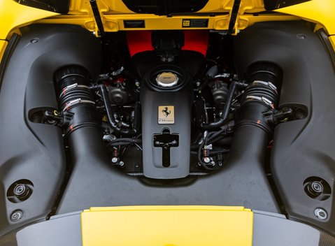 Ferrari F8 SPIDER 60