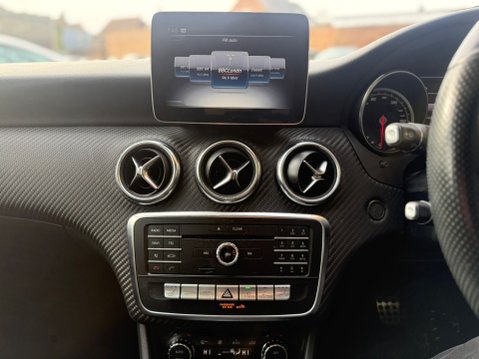Mercedes-Benz A Class 2.1 A200d AMG Line (Premium Plus) Hatchback 5dr Diesel 7G-DCT Euro 6 44