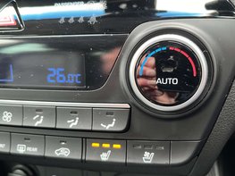 Hyundai TUCSON 1.6 Tucson Premium SE48v MHEV CRDi 2WD Semi-Auto 5dr 55