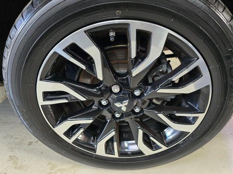 Mitsubishi Outlander 2.0h 12kWh 5hs CVT 4WD Euro 6 (s/s) 5dr 49