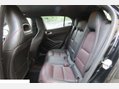 Mercedes-Benz GLA 2.1 GLA220d AMG Line (Premium) 7G-DCT 4MATIC Euro 6 (s/s) 5dr 9