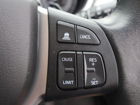 Suzuki Vitara 1.4 Boosterjet MHEV SZ5 Auto Euro 6 (s/s) 5dr 26