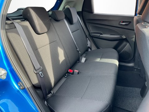 Suzuki Swift 1.2 Dualjet 83 12V Hybrid SZ5 5dr Auto 36