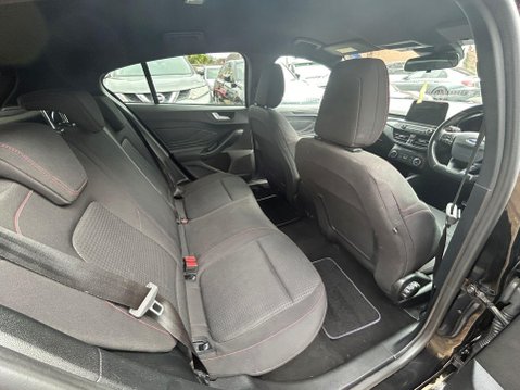 Ford Focus 1.0T EcoBoost ST-Line Euro 6 (s/s) 5dr 34