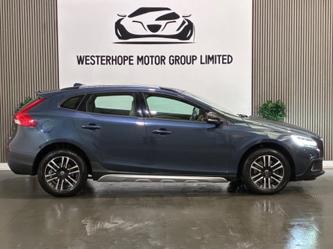 Volvo V40 1.5 T3 Auto Euro 6 (s/s) 5dr 24