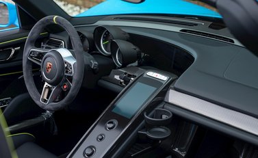 Porsche 918 Spyder 16