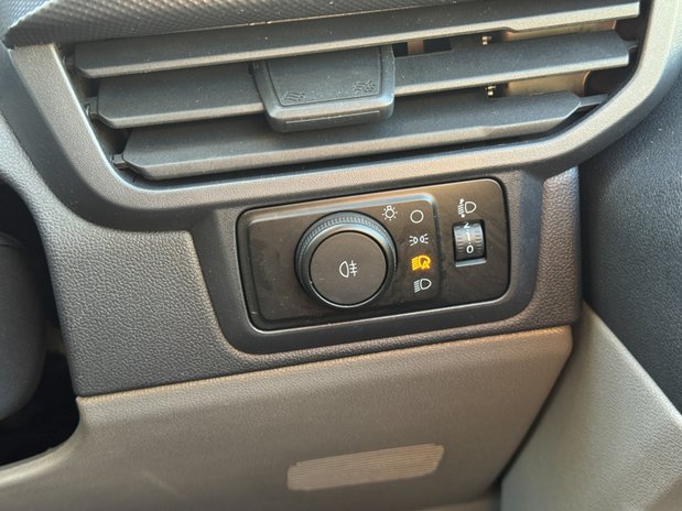 Ford Transit Custom LWB L2H1 Low Roof Trail 320 Air Con Alloys Camera Sensors SELECT 21