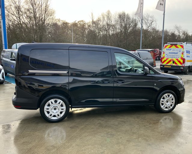 Ford Transit Connect CONNECT 240 L2 DIESEL 2.0 Eco Blue 122ps Trend Van Auto