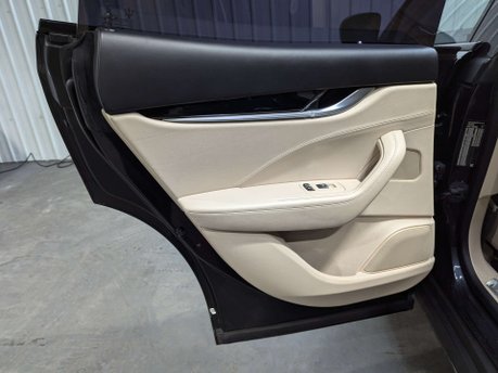 Maserati Levante 3.0 Levante D V6 Auto 4WD 5dr 69