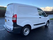 Ford Transit Courier Base Ecoboost 100 ps with Air Con / Rear Sensors 3
