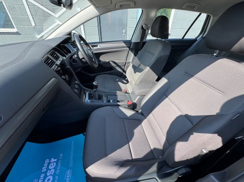 Volkswagen Golf SE TSI 34