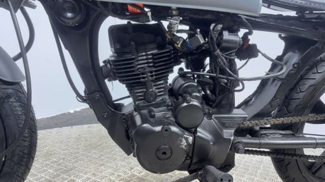 Honda CG 2006 18K CUSTOM BUILT CAFE RACER PROJECT BIKE 125CC 13