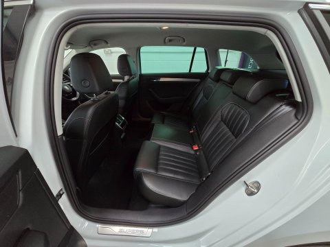 Skoda Superb 2.0 TDI SE Technology DSG Euro 6 (s/s) 5dr 47