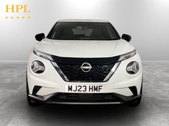 Nissan Juke 1.6 N-Connecta SUV 5dr Petrol Hybrid Auto Euro 6 (143 ps) Alloys - Air Con