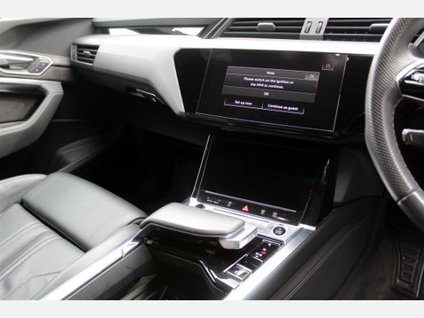 Audi E-Tron SPORTBACK QUATTRO S LINE 14