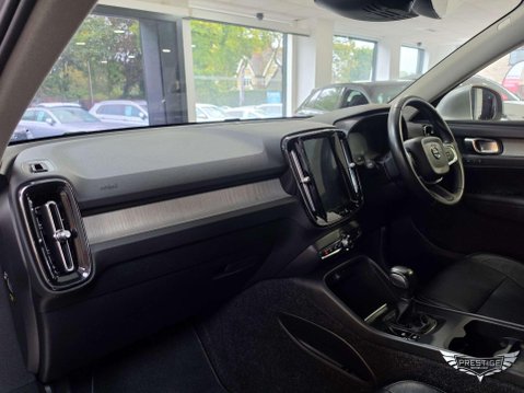 Volvo XC40 1.5 T3 Inscription Euro 6 (s/s) 5dr 28