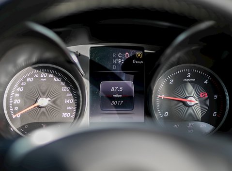 Mercedes-Benz V Class D AMG Line (Extra Long) 20