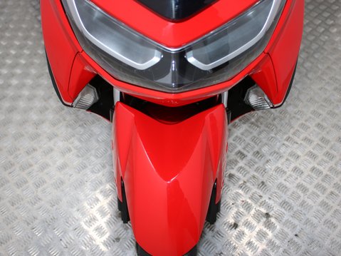 Yamaha Nmax 125 GPD125-A ABS 17