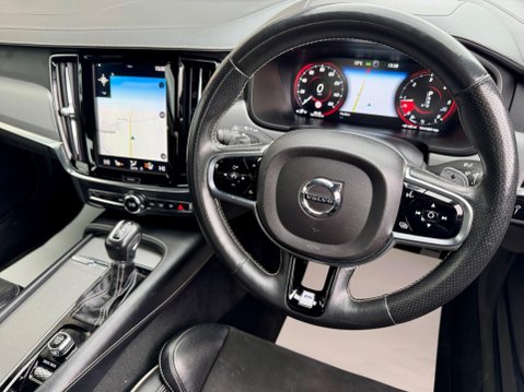 Volvo S90 2.0 D4 R-Design Auto Euro 6 (s/s) 4dr 2