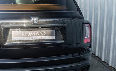 Rolls-Royce Cullinan Black Badge 34