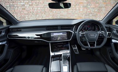 Audi RS6 Avant Vorsprung 18