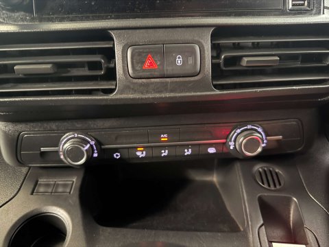 Vauxhall Combo 1.5 Combo 2300 Professional Turbo D S/S 29