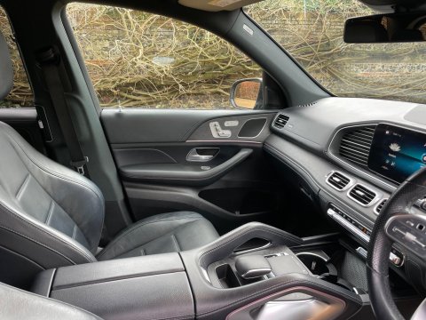 Mercedes-Benz GLE 2.0 GLE300d AMG Line (Premium) SUV 5dr Diesel G-Tronic 4MATIC Euro 6 (s/s) 34