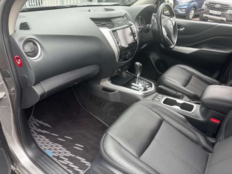Nissan Navara 2.3 dCi N-Guard Pickup Double Cab 4dr Diesel Auto 4WD Euro 6 (190 ps) 20