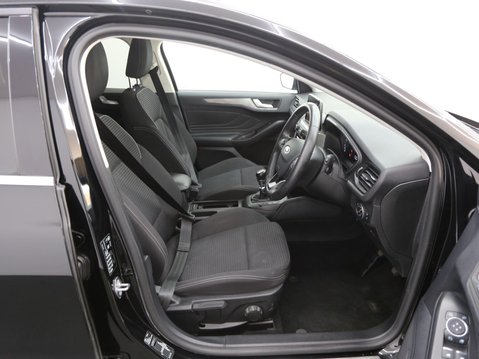 Ford Focus 1.0T EcoBoost Titanium Euro 6 (s/s) 5dr 20