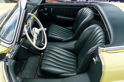 Mercedes-Benz SL Series 300SL Roadster 34