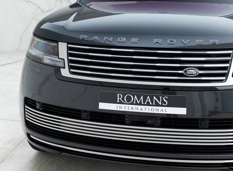 Land Rover Range Rover P530 SV 30