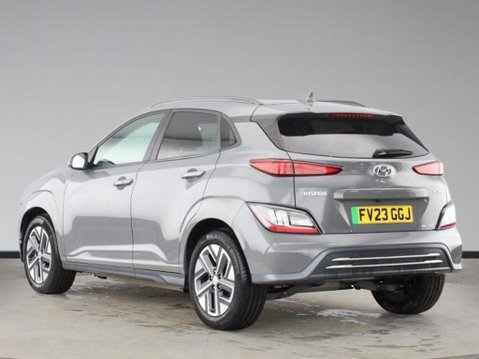 Hyundai KONA PREMIUM 2