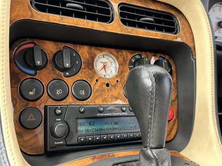 Aston Martin DB7 VANTAGE V12 JUBILEE 56