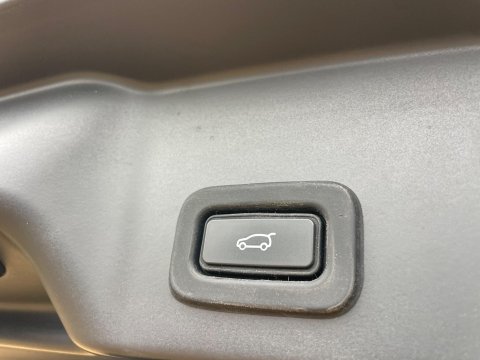 Land Rover Range Rover Evoque 2.0 D180 MHEV First Edition SUV 5dr Diesel Auto 4WD Euro 6 (s/s) (180 ps) 54