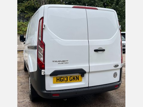 Ford Transit Custom 2.2 TDCi 270 Panel Van 5dr Diesel Manual L1 H2 (186 g/km, 98 bhp) 19