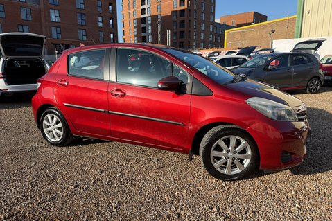 Toyota Yaris 1.3 VVT-I TR LOOK! JUST 38000 MILES! LOW INSURANCE! AIR CON 1