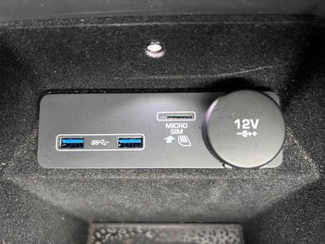 Jaguar E-Pace 2.0 D180 R-Dynamic HSE Auto AWD Euro 6 (s/s) 5dr 43