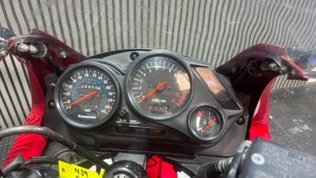 Kawasaki GPZ 1996 28K PROJECT BIKE SPARES OR REPAIR 500CC TWIN 25