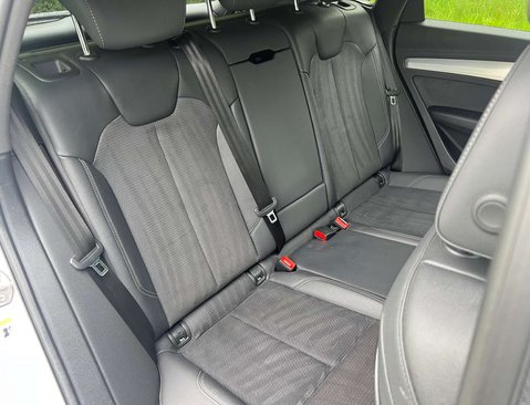 Audi Q5 2.0 Q5 S Line 40 TDI MHEV Quattro Semi-Auto 4WD 5dr 43