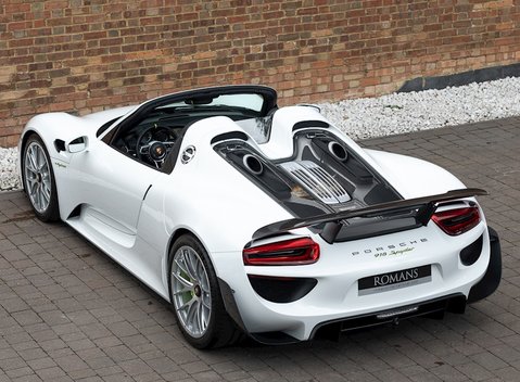 Porsche 918 Spyder 11
