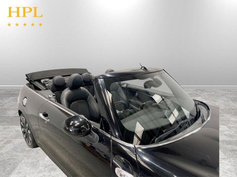 Mini Convertible 2.0 Cooper S Exclusive Convertible 2dr Petrol Steptronic Euro 6 (s/s) (192 17