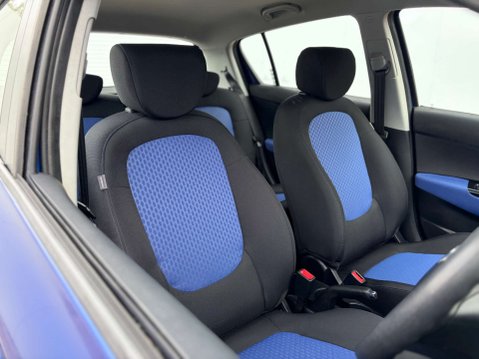 Hyundai i20 1.4 i20 Comfort Auto 5dr 11