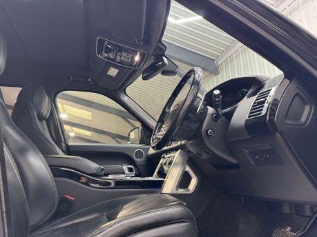 Land Rover Range Rover 3.0 Range Rover Autobiography SDV6 HEV Auto 4WD 5dr 49