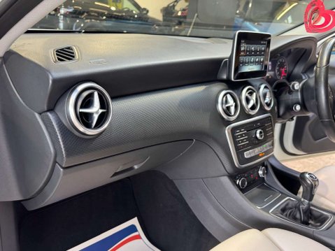 Mercedes-Benz A Class 1.6 A 160 SE 5dr 70