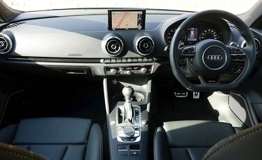 Audi RS3 Sportback 22