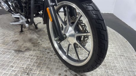 Lexmoto Michigan 2019 ONLY 53 MILES GREAT CONDITION CRUISER 125CC BIKE LEARNER 28