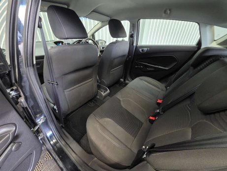 Ford Fiesta 1.6 Zetec Hatchback 5dr Petrol Powershift Euro 5 (105 ps) 17