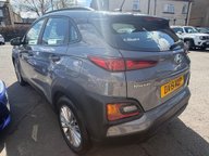 Hyundai KONA SE 6
