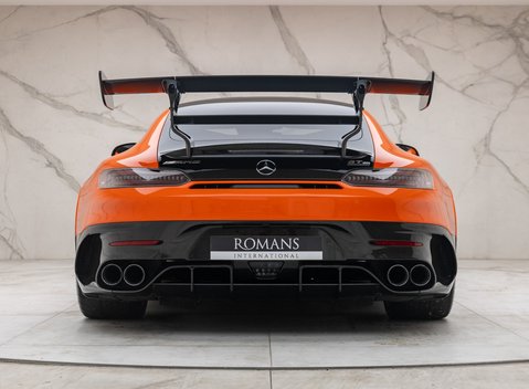 Mercedes-Benz Amg GT BLACK SERIES 5